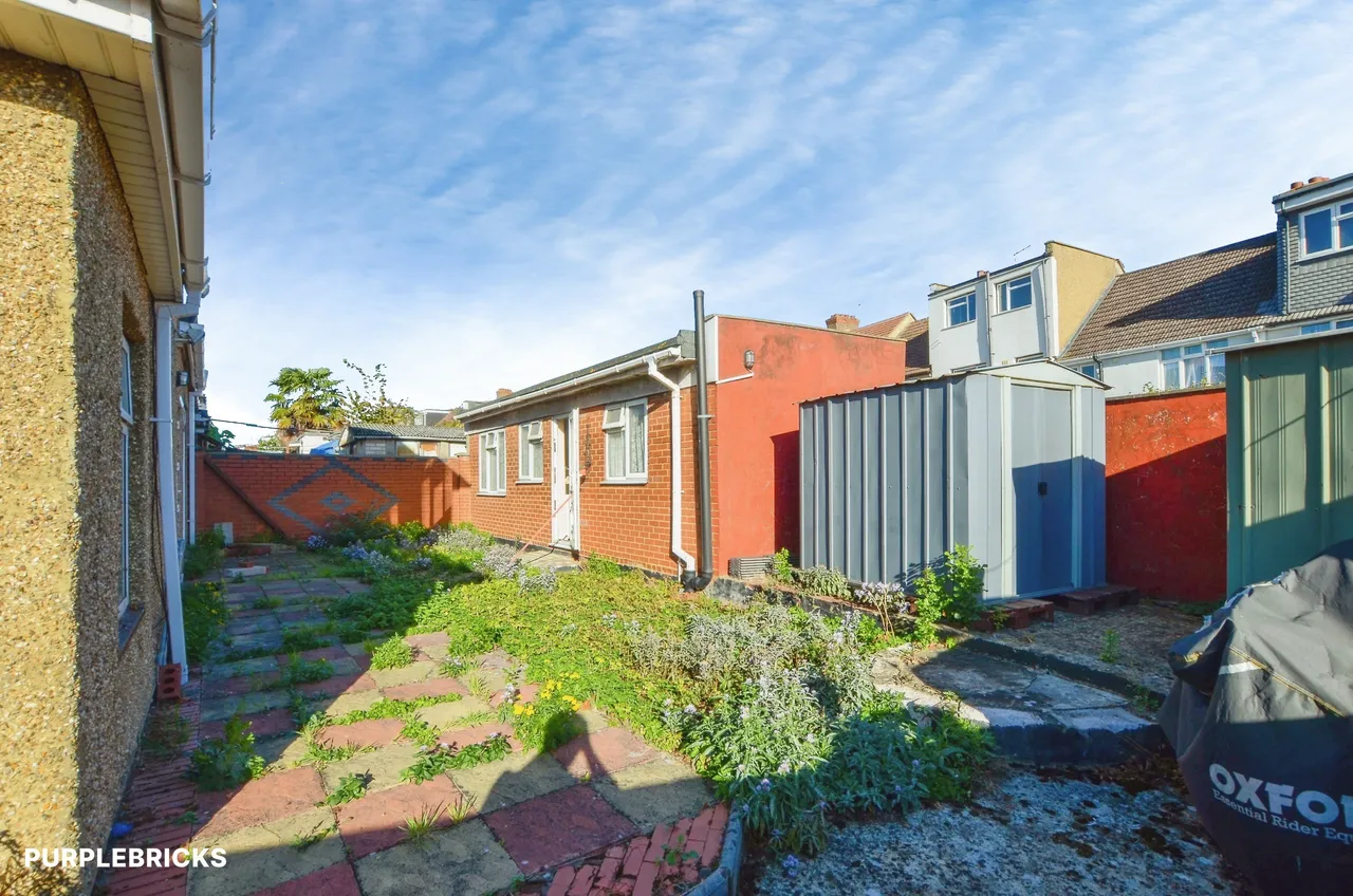 Woodside Close, Wembley, HA0, photo 6