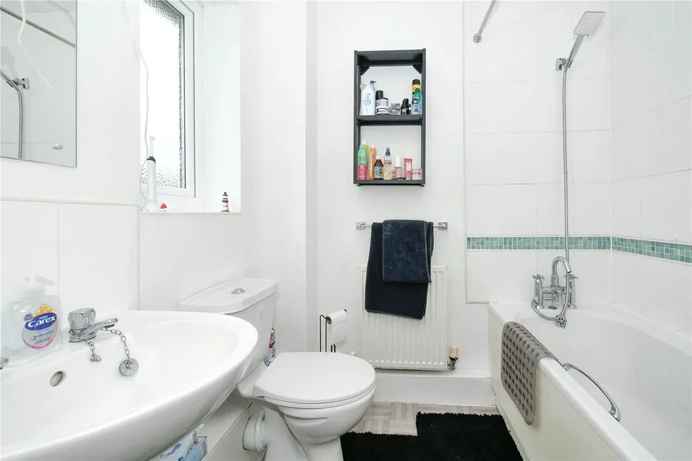 Lysander Way, Cottingley, BD16, photo 8