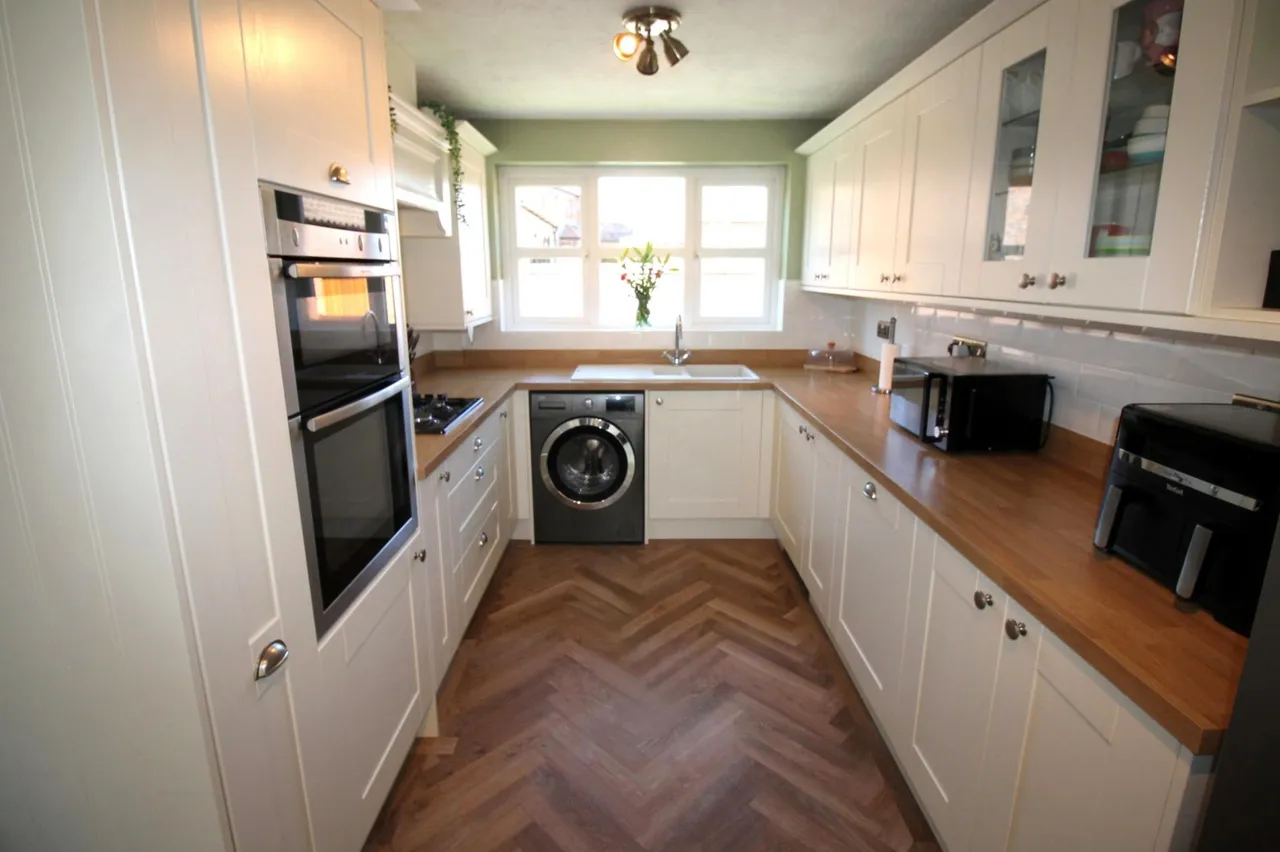 Foley Rise, Hartpury, GL19, photo 13