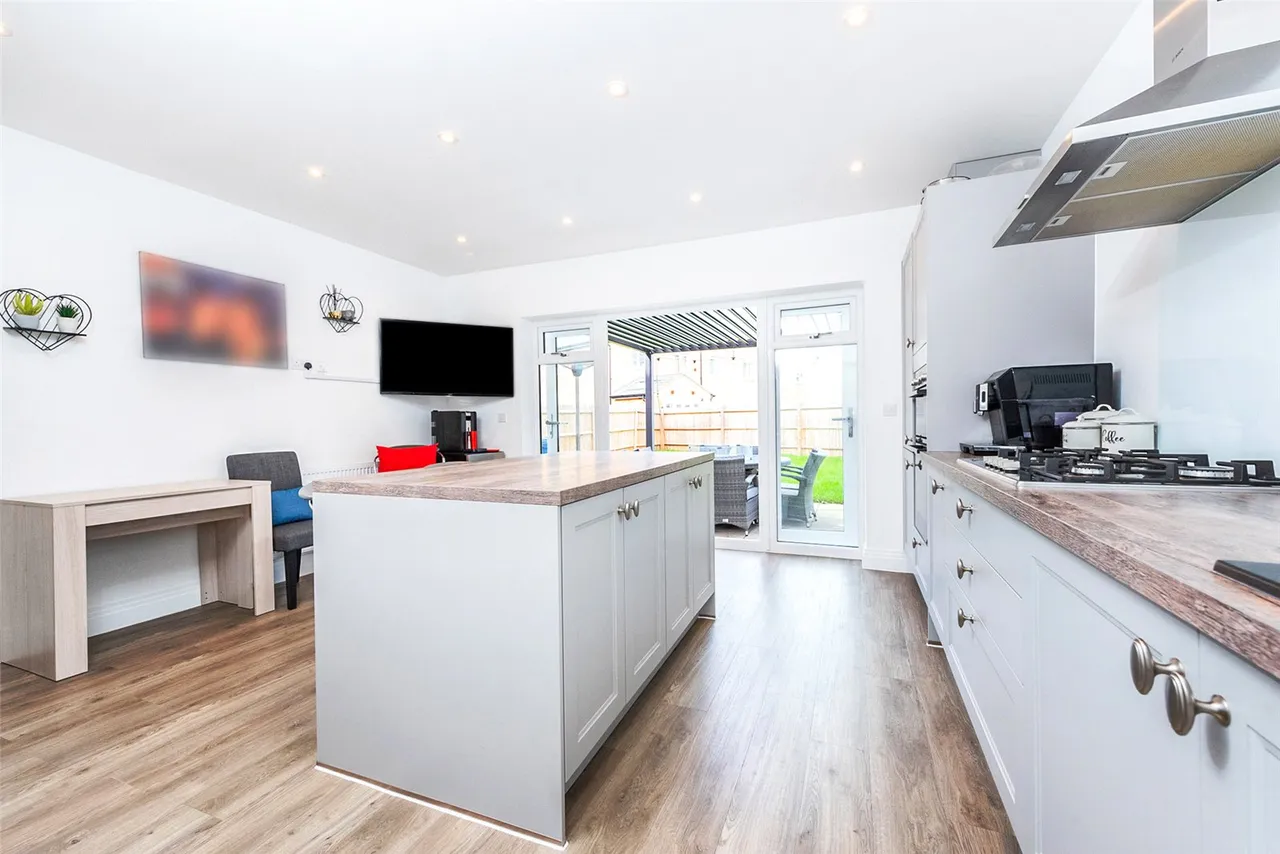 Brampton View, Farnborough, Hampshire, GU14 0FT, photo 6