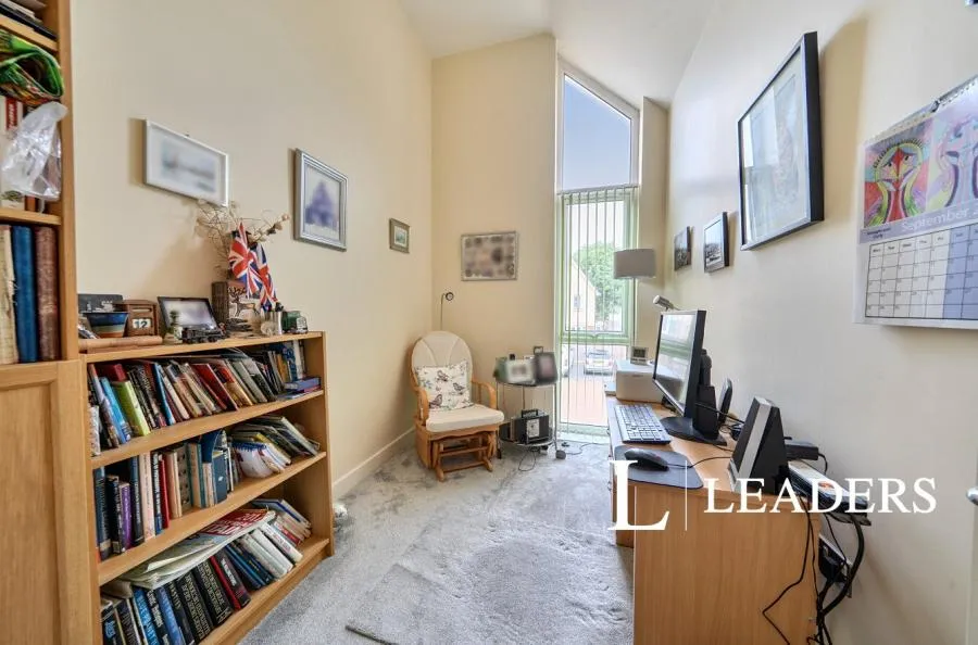 Earl Godwin Close, Fareham, PO16, photo 12