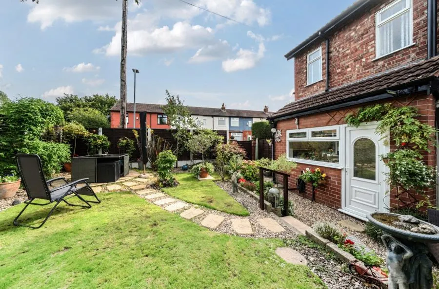 Seale Avenue, Audenshaw, M34, photo 21