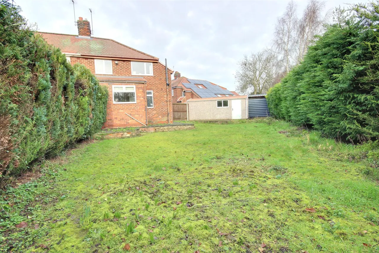 Penwith Drive, Anlaby, Hull, photo 14