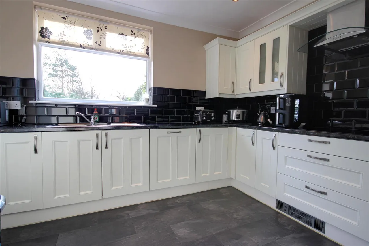 Penwith Drive, Anlaby, Hull, photo 6