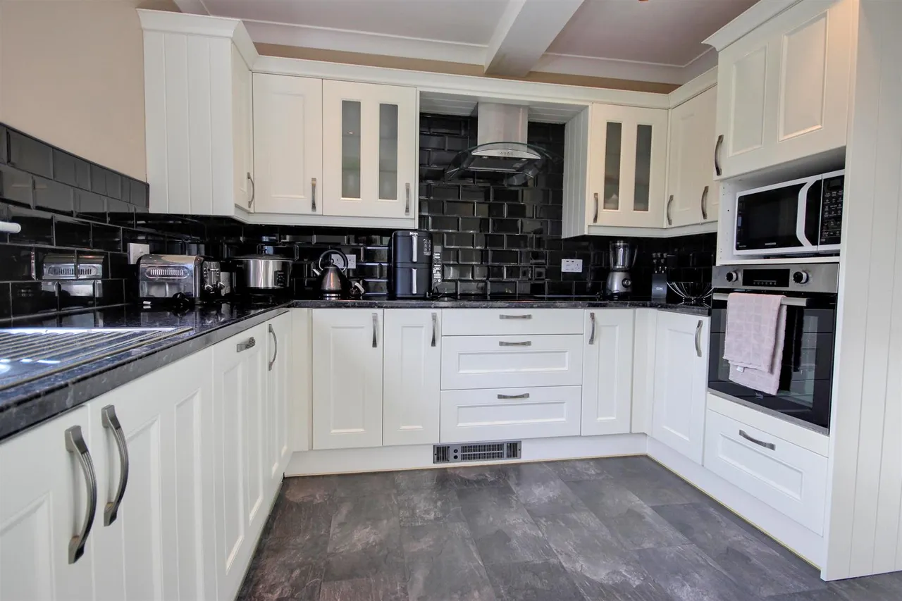 Penwith Drive, Anlaby, Hull, photo 8
