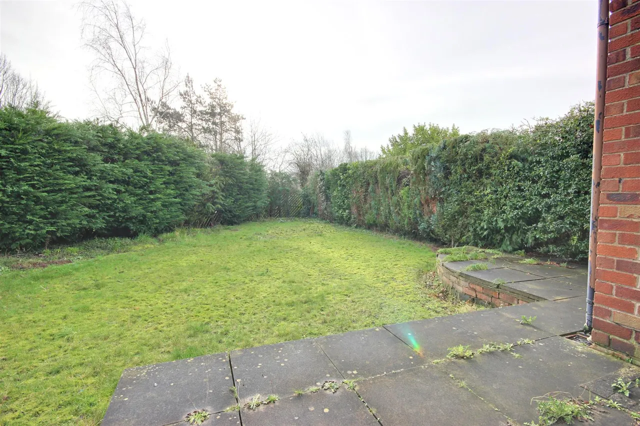Penwith Drive, Anlaby, Hull, photo 13