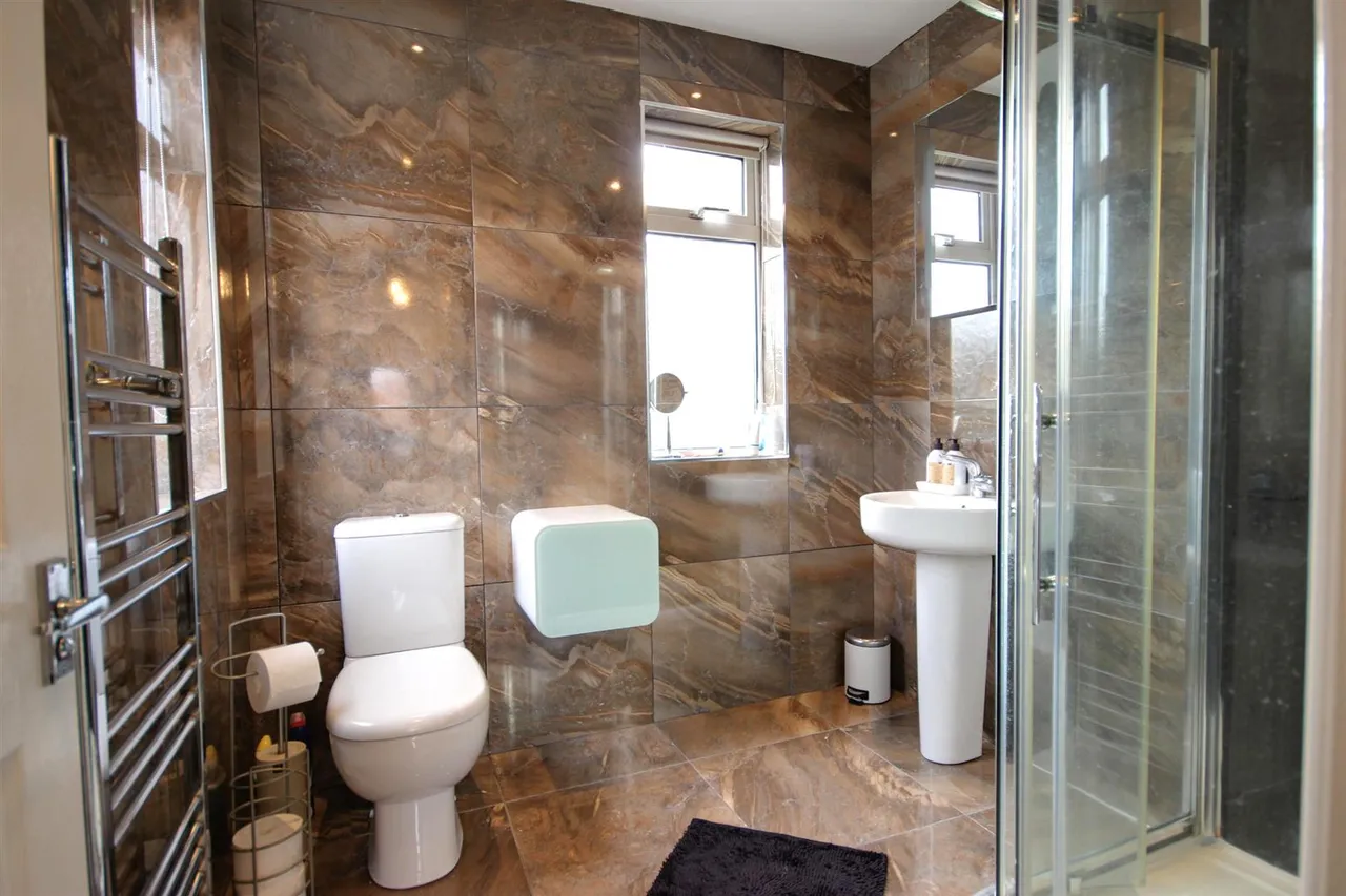 Penwith Drive, Anlaby, Hull, photo 2