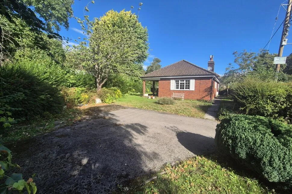 3 bed house for sale — Walton Road, Clevedon, North Somerset, BS21