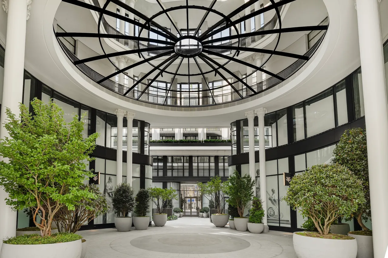 2 bed flat for sale — The Whiteley, Bayswater, London