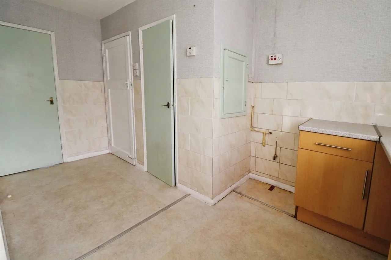 Cowbridge Road West Cardiff, CF5, photo 9