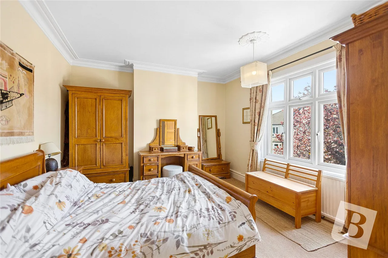 Howard Road, Upminster, RM14, photo 11