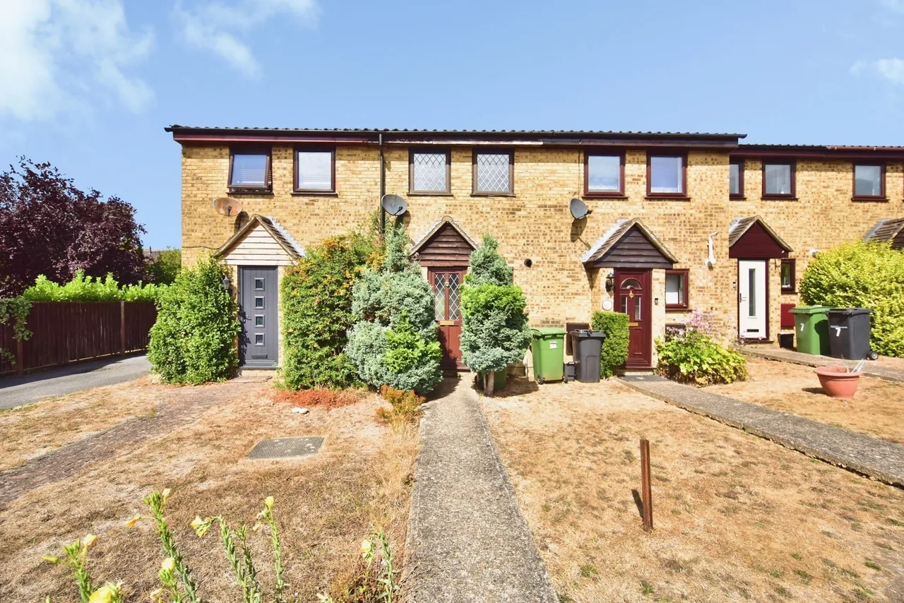 2 bed house for sale — Farrier Close, Weavering, Maidstone, Kent, ME14