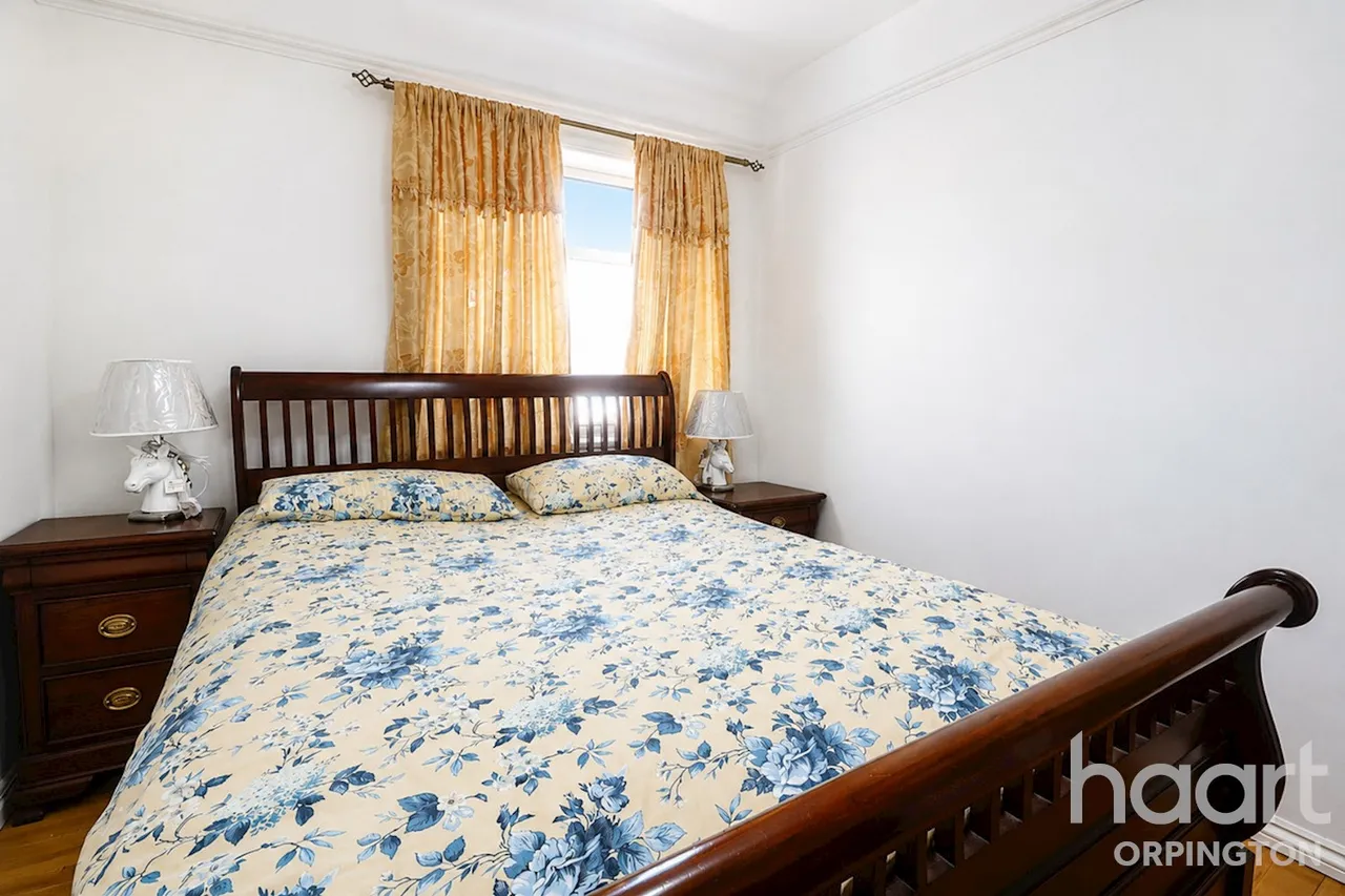 Thursley Road, London, SE9, photo 7