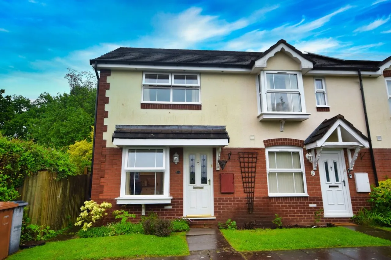 2 bed house to rent, Charterhouse Drive, Solihull, B91