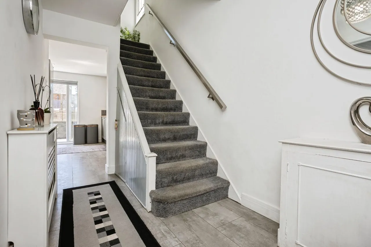 Flagholme, Nottingham, NG12, photo 2