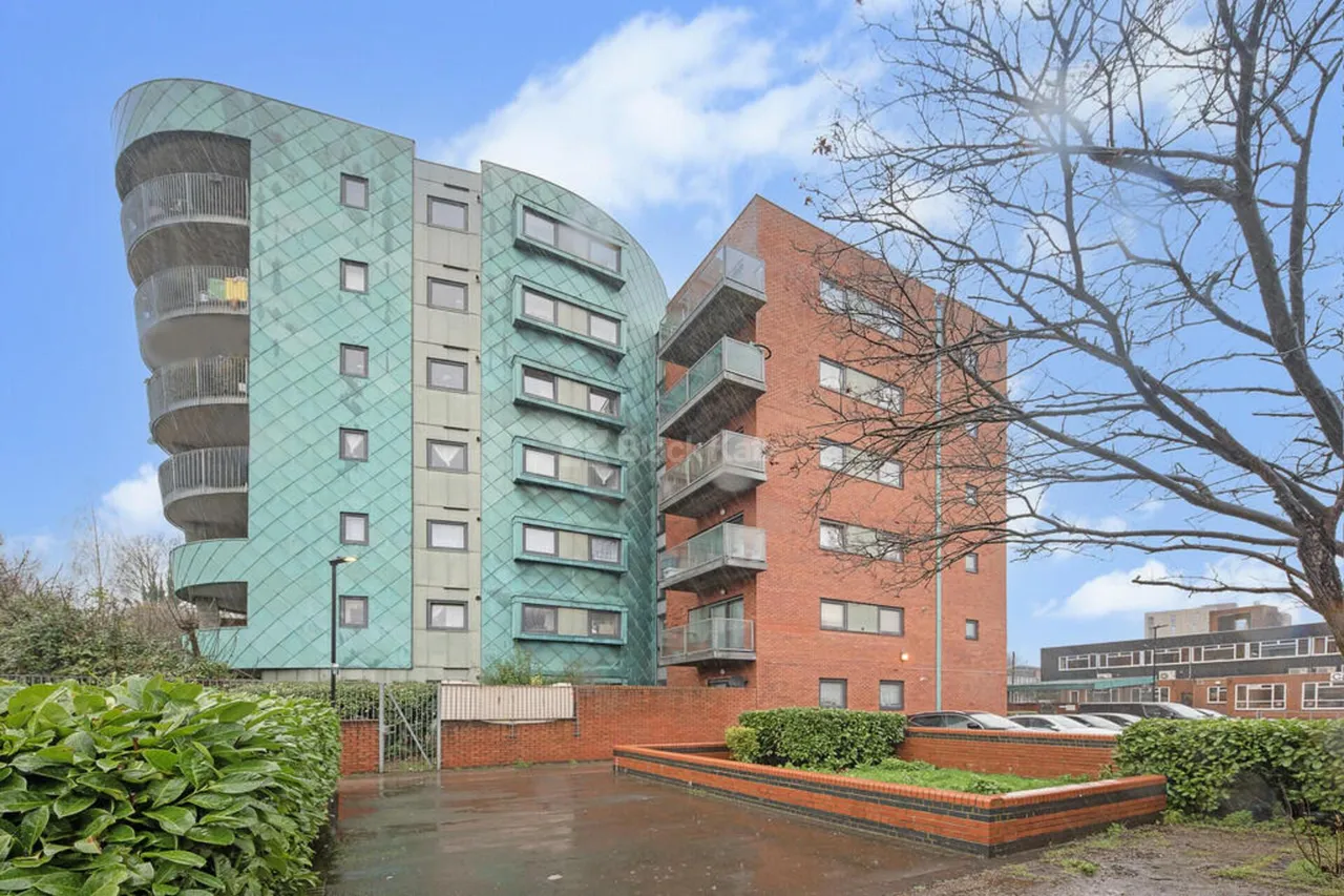 Clarendon Road, N8, photo 10