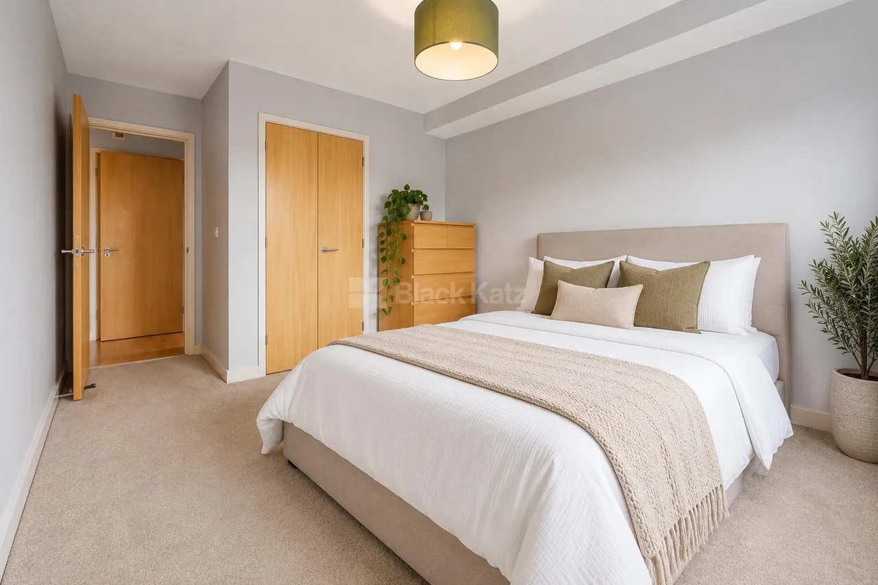 Clarendon Road, N8, photo 8