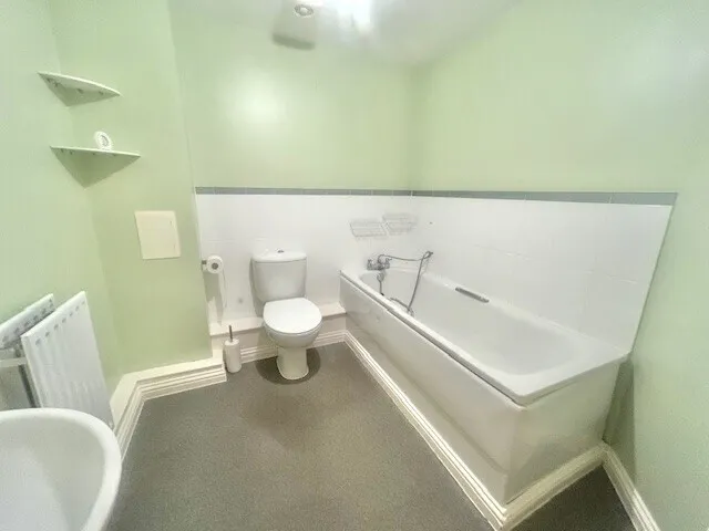 Crosse Courts, Laindon, SS15, photo 7