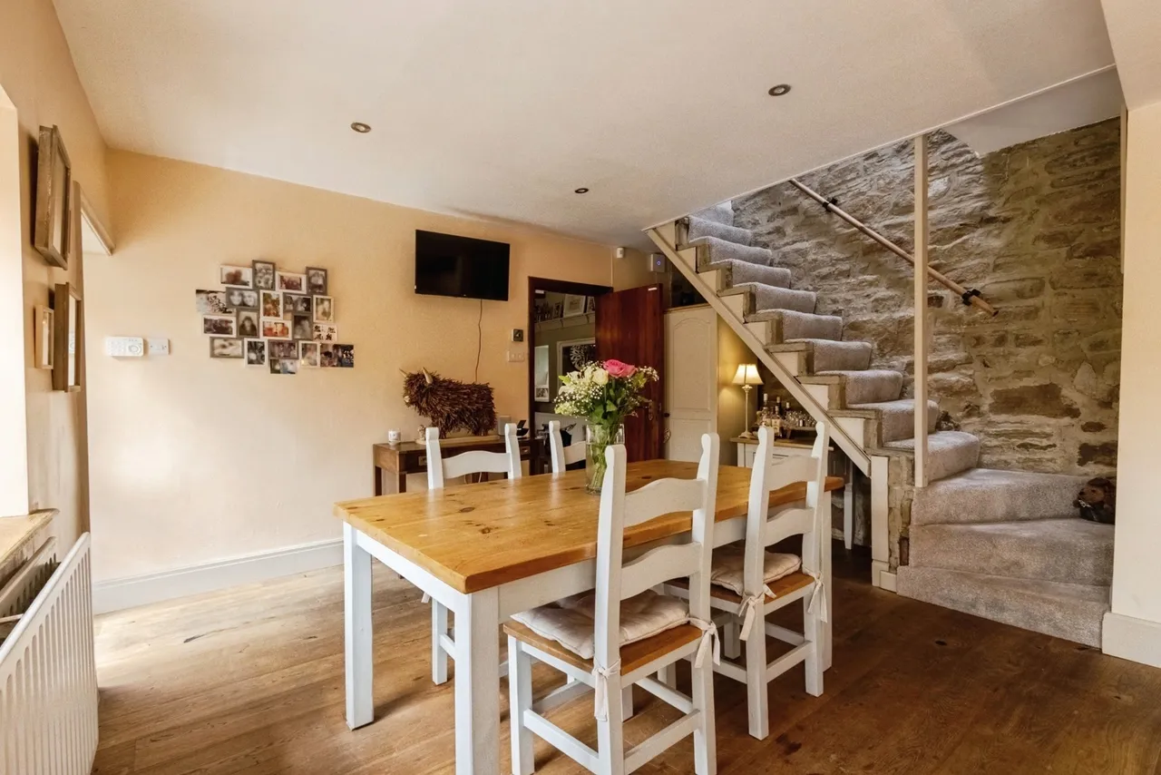 Shay Lane, Walton, Wakefield, West Yorkshire, WF2, photo 7