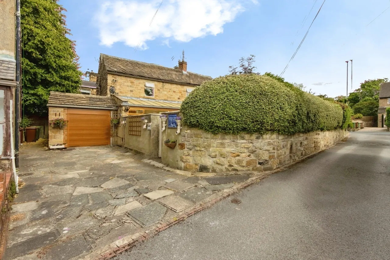 Shay Lane, Walton, Wakefield, West Yorkshire, WF2, photo 20
