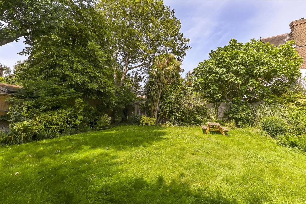 Daleham Gardens, Hampstead, London NW3 5BY, photo 8