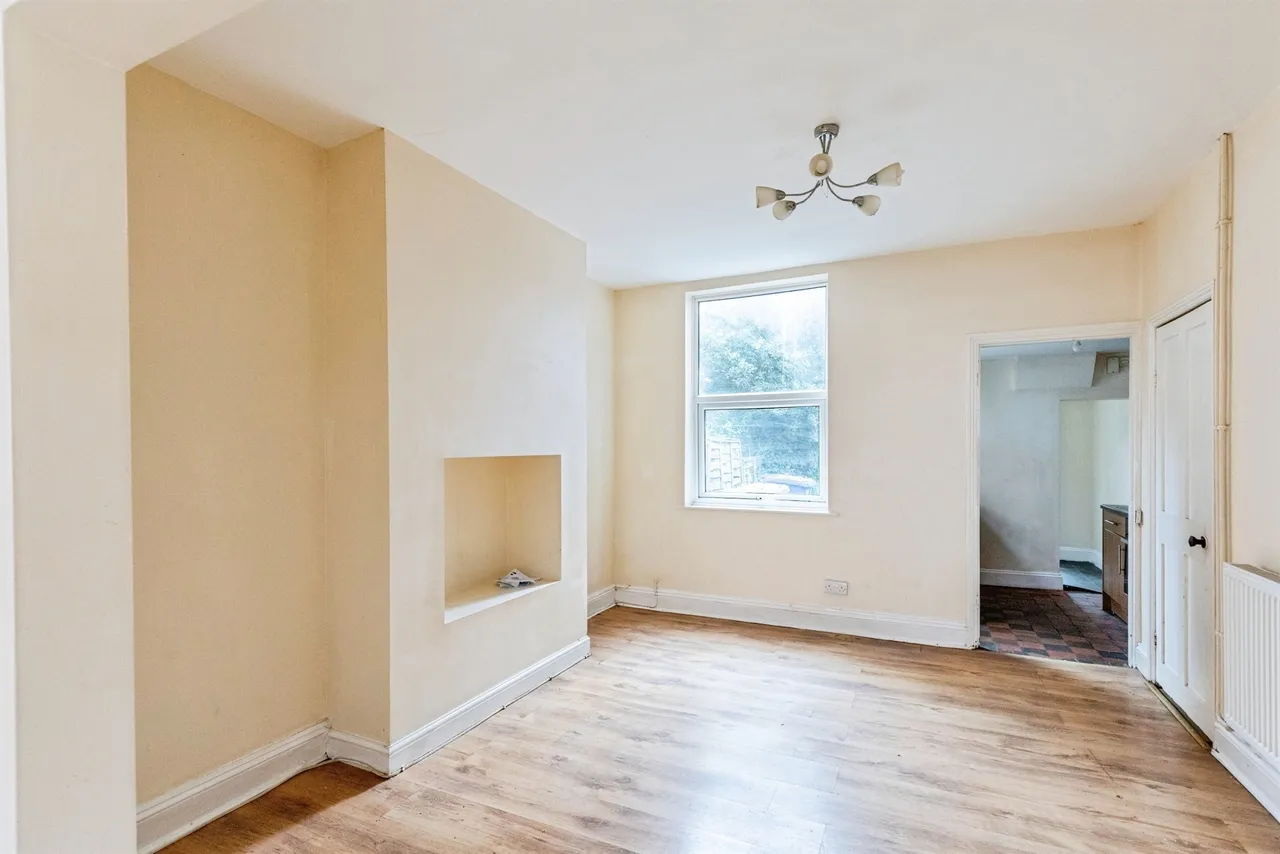 Wood Street, Kettering, NN16, photo 4