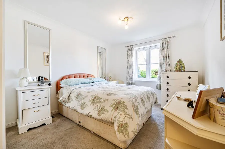 Priory Mill Lane, Witney, OX28, photo 4