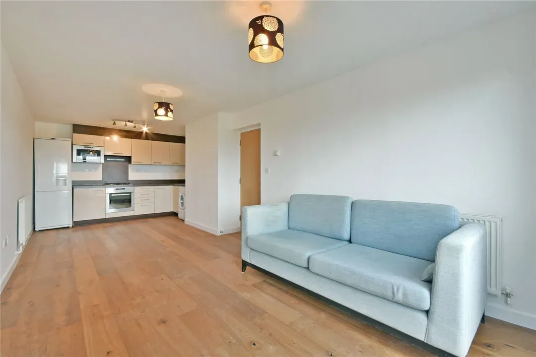 2 bed flat for sale — Hawker Place, Walthamstow, London, E17
