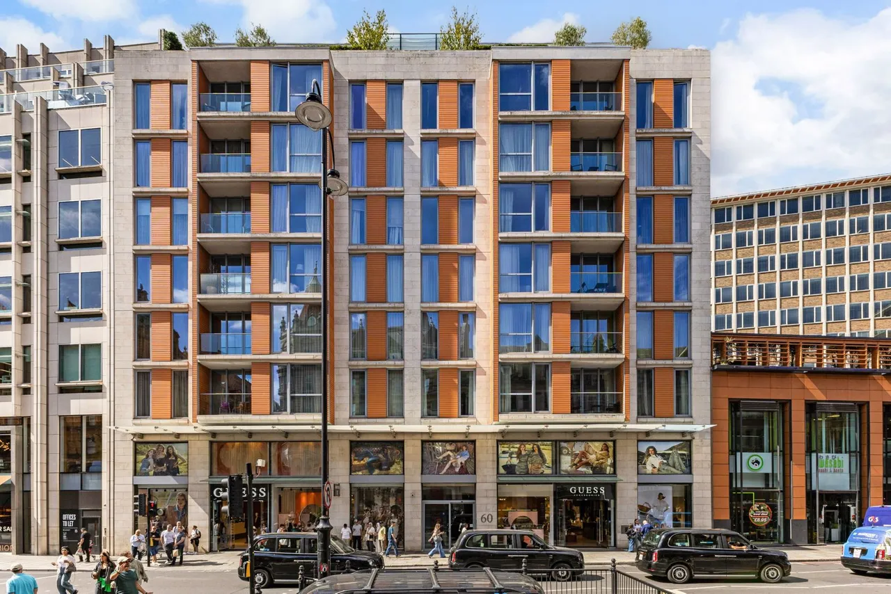 3 bed flat for sale — Brompton Road, London, SW3 1BW