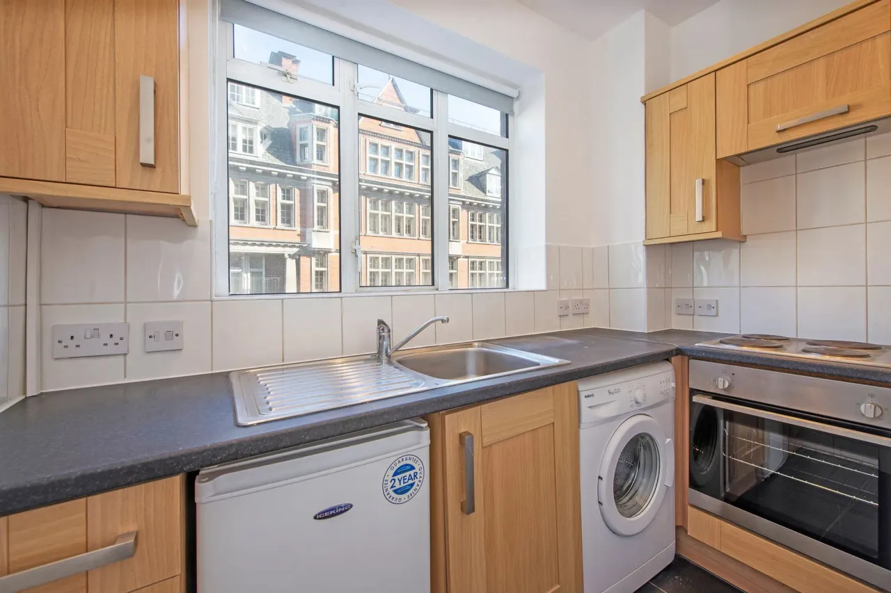 Euston Road, London, NW1, photo 23