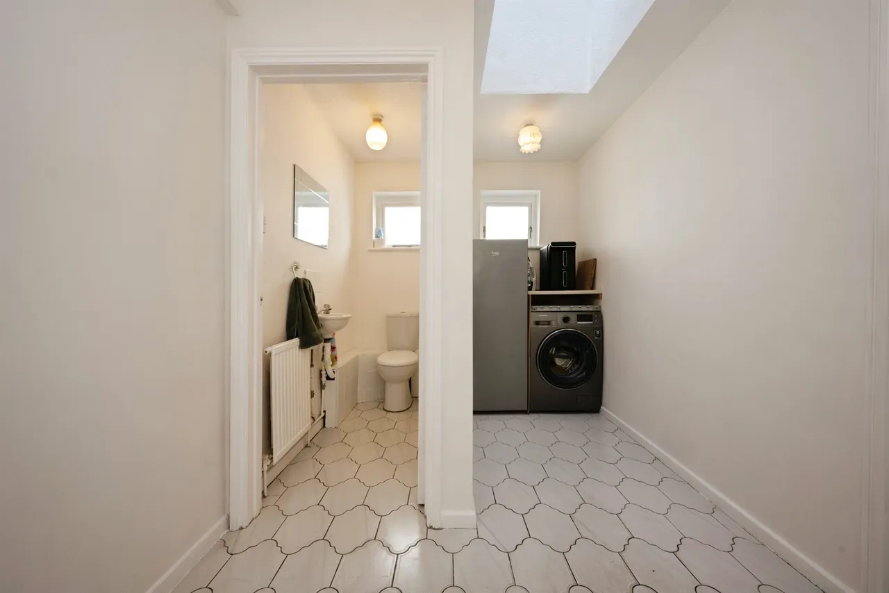 Brookfield Road, Bedford, MK41, photo 20