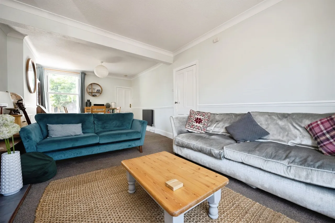Brookfield Road, Bedford, MK41, photo 3