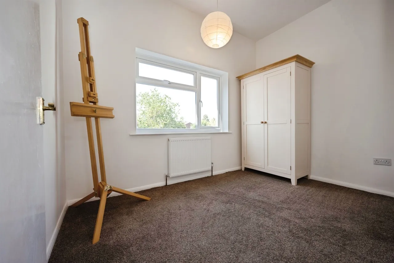 Brookfield Road, Bedford, MK41, photo 12