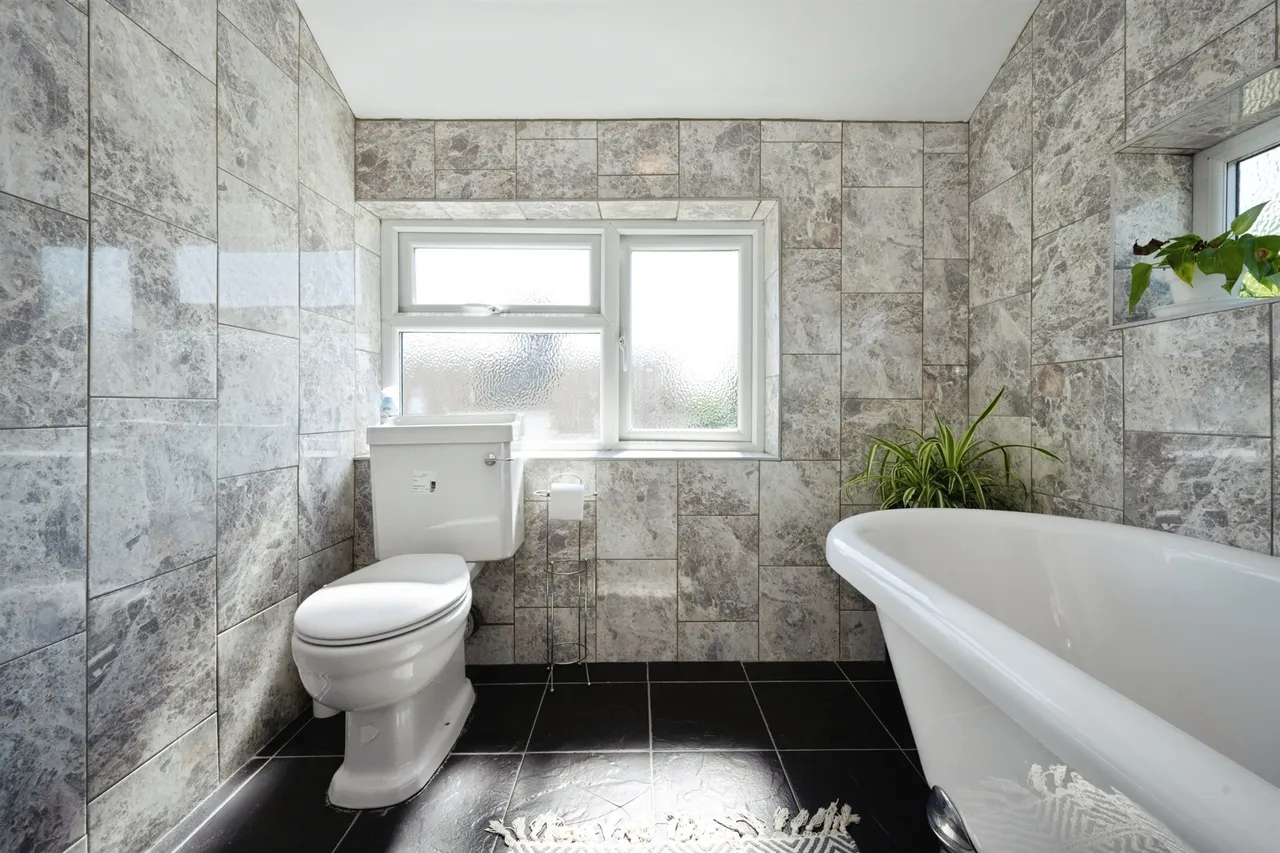 Brookfield Road, Bedford, MK41, photo 15