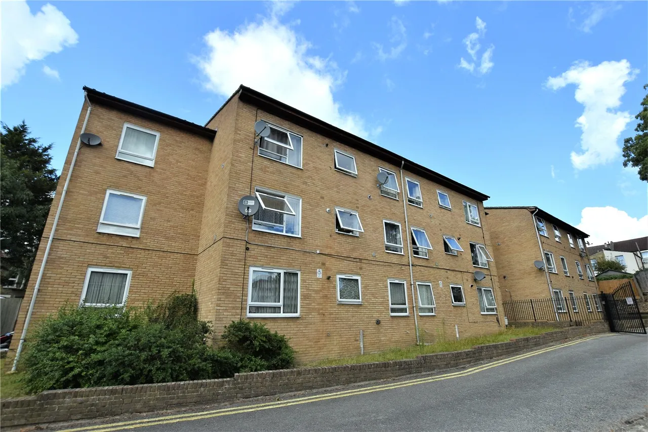 Claret Gardens, London, SE25, photo 11
