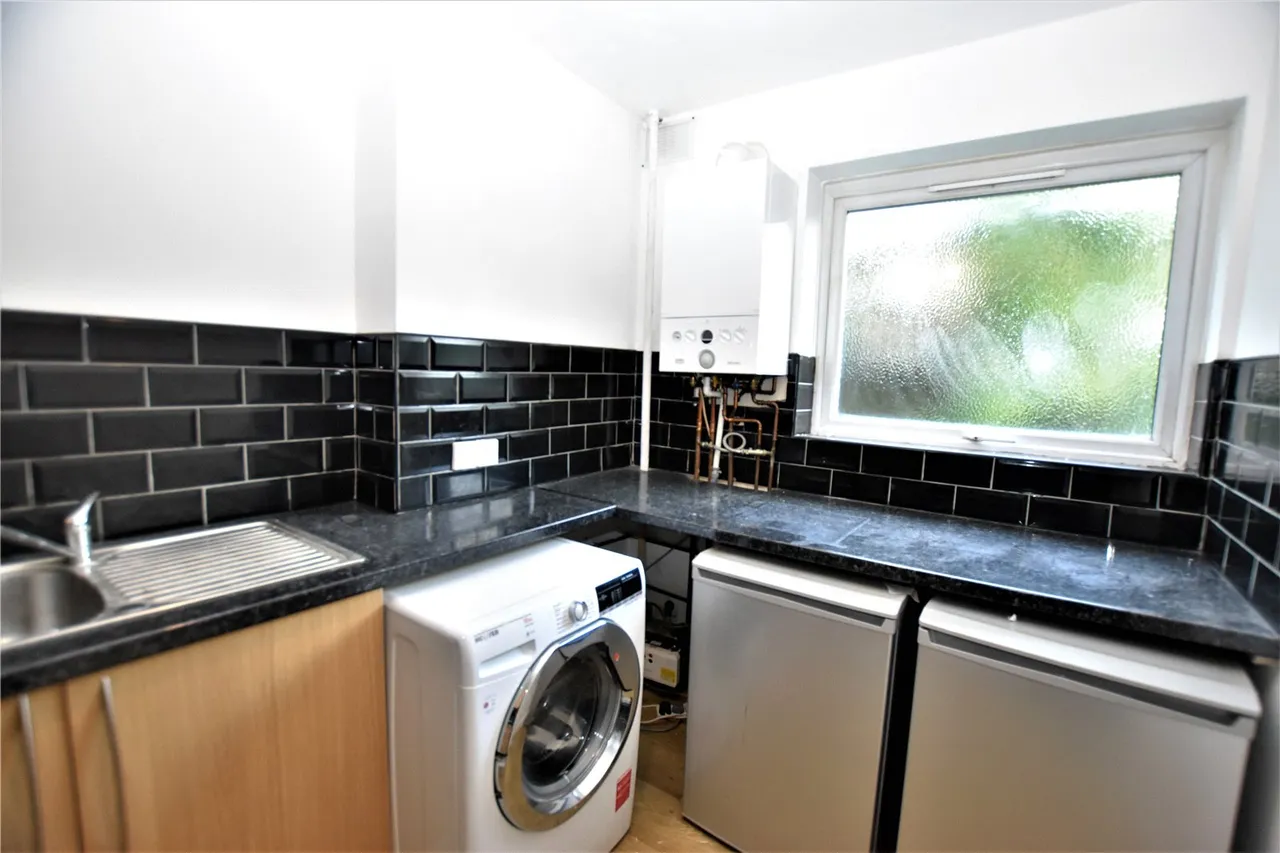 Claret Gardens, London, SE25, photo 8