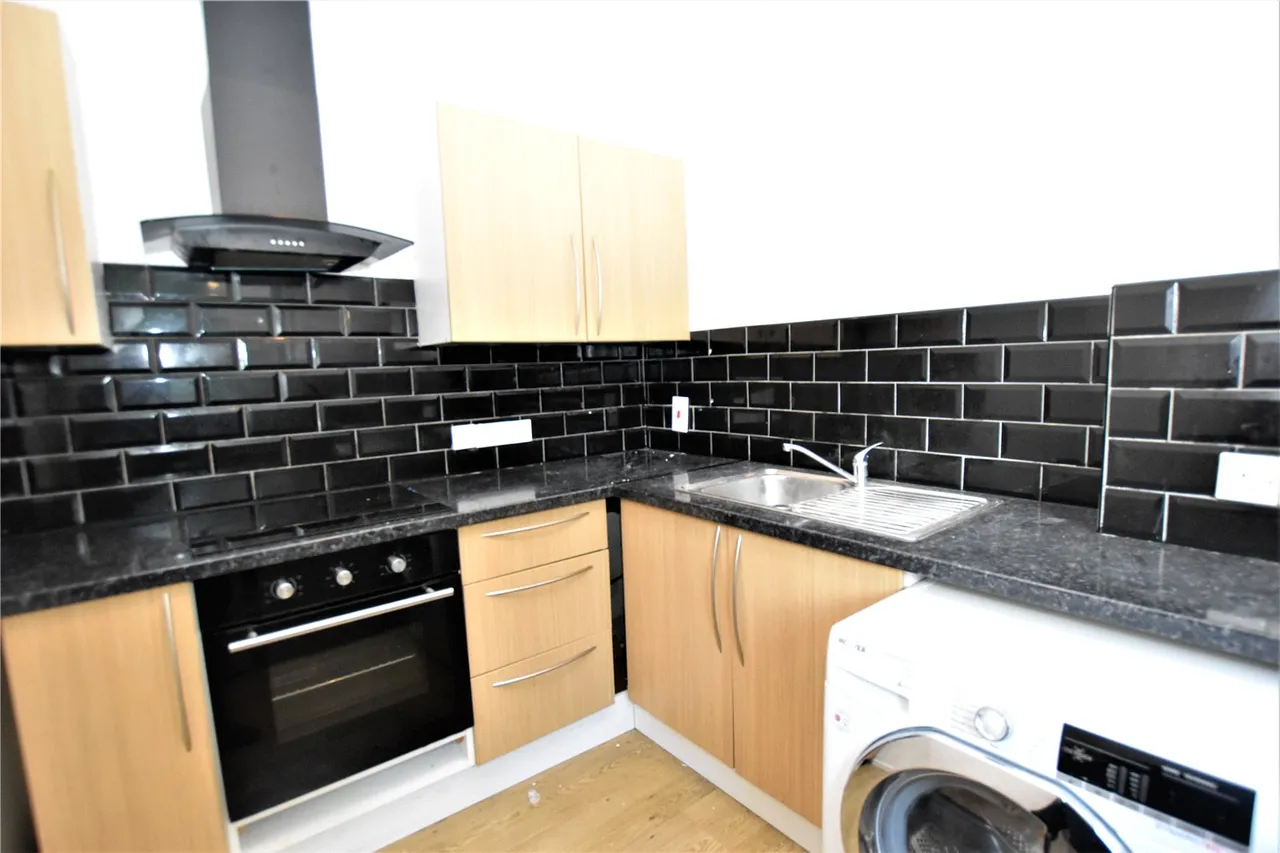 Claret Gardens, London, SE25, photo 7