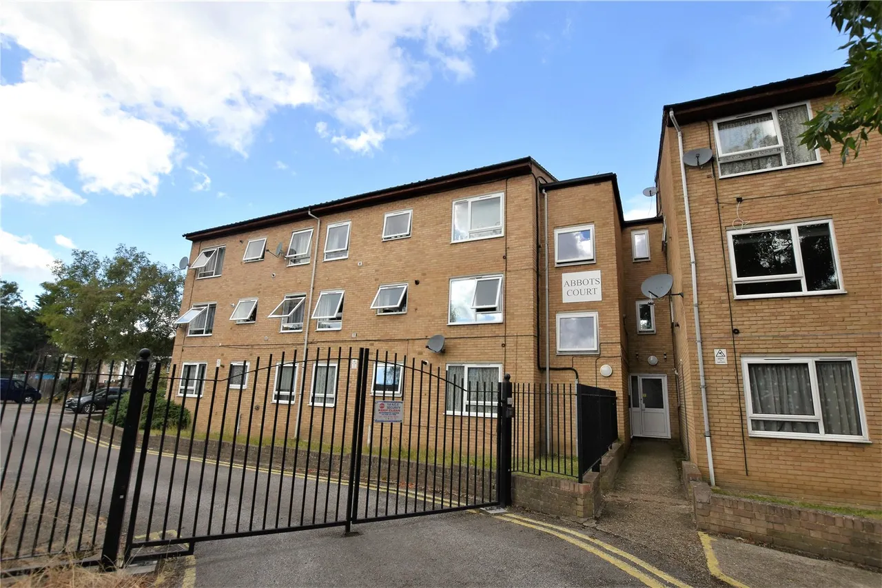 Claret Gardens, London, SE25, photo 10