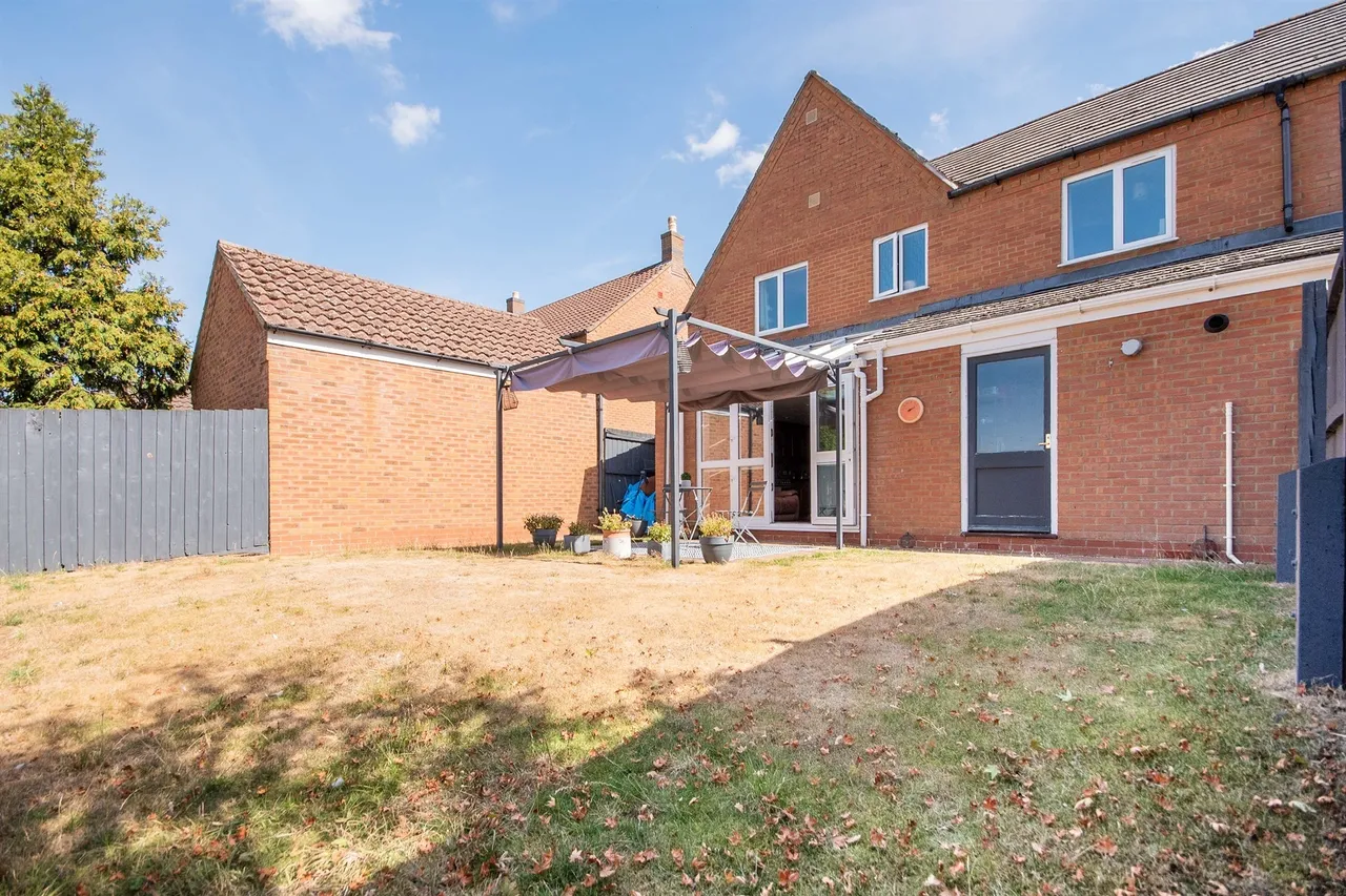 Orchard Close, Kettering, NN14, photo 16