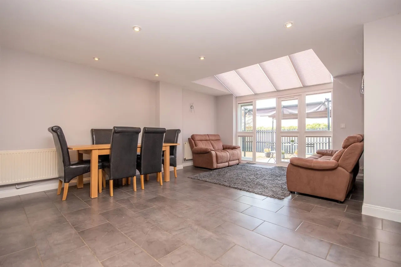 Orchard Close, Kettering, NN14, photo 7