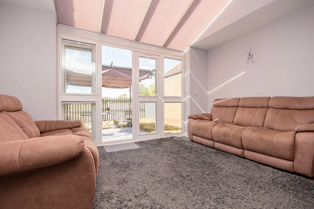 Orchard Close, Kettering, NN14, photo 8