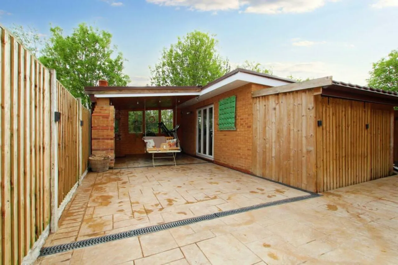Bryn Road, Ashton-In-Makerfield, Wigan, Wigan, WN4 8BU, photo 22