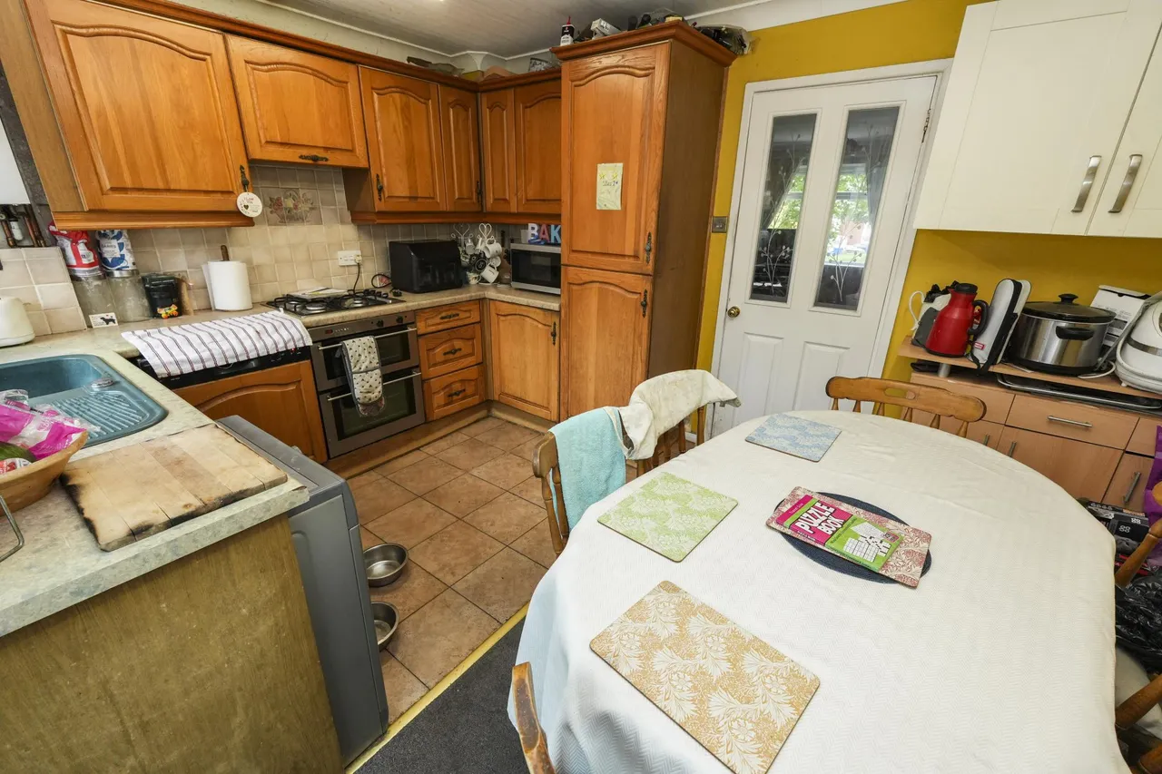 Wiltshire Drive, Halesowen, B63, photo 8