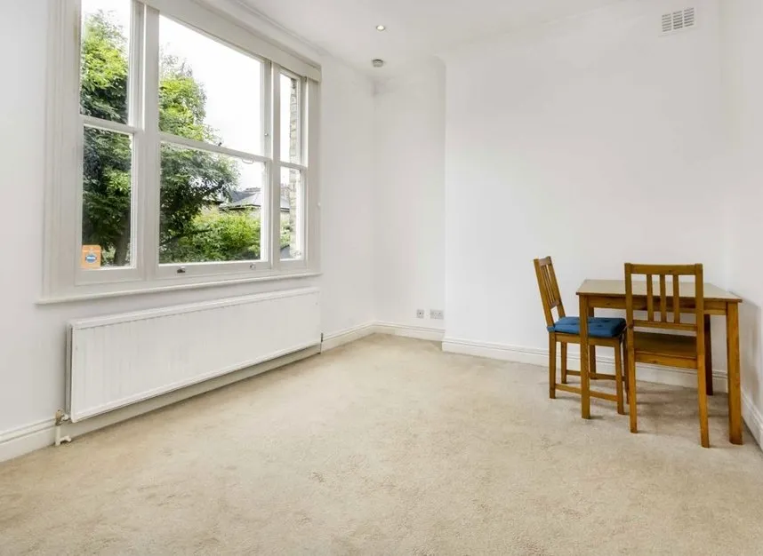 1 bed flat to rent, Oxford Road, Ealing, W5