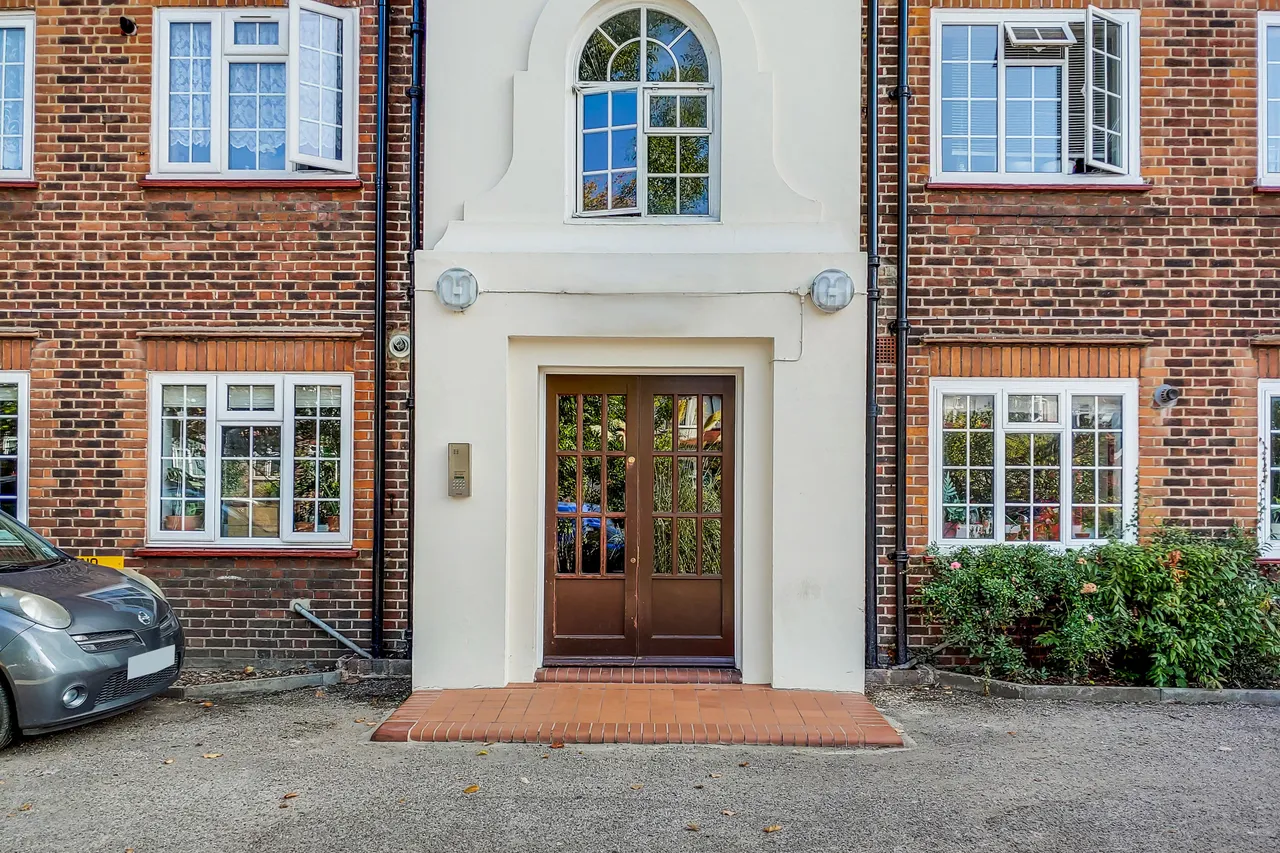 London, SW16, photo 7