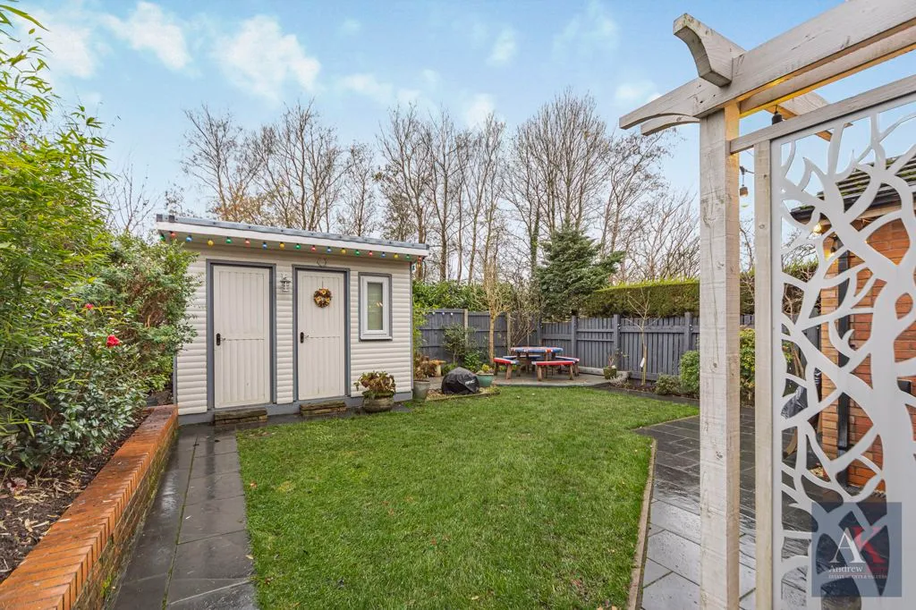 Badger Close, Rochdale OL16 4QR, photo 21