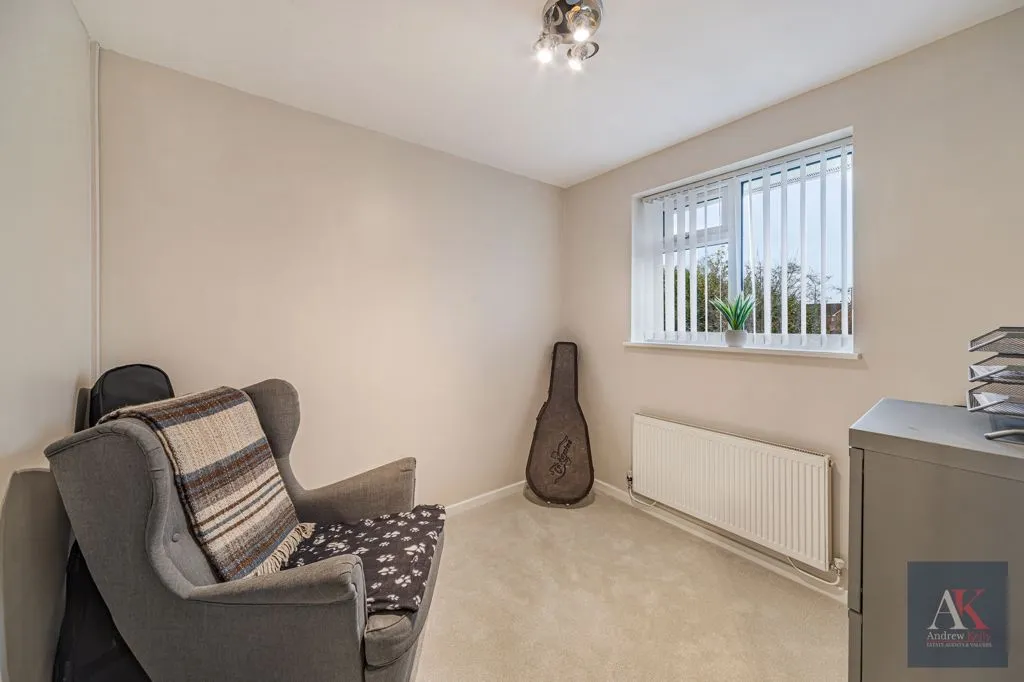 Badger Close, Rochdale OL16 4QR, photo 17