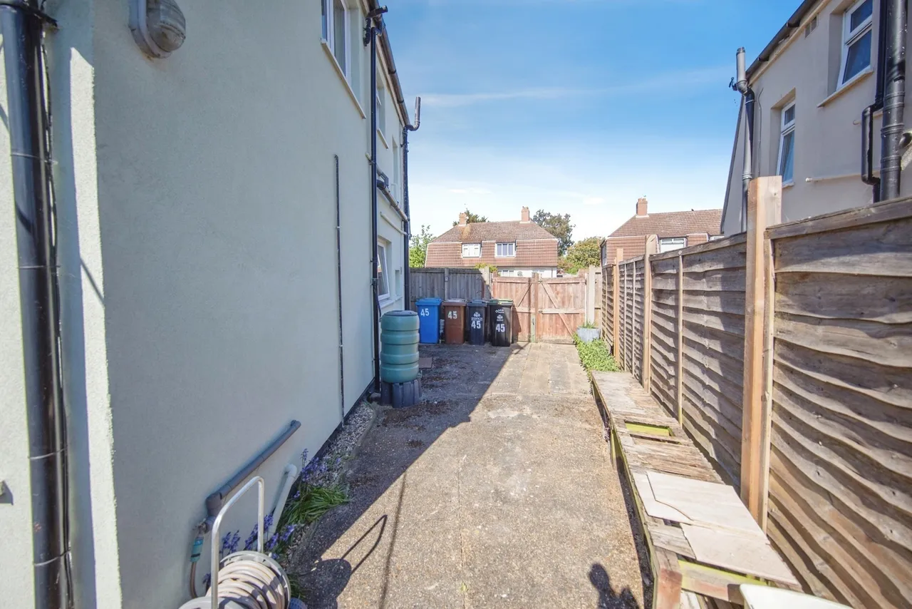 Fletcher Road, IPSWICH, Suffolk, IP3, photo 19