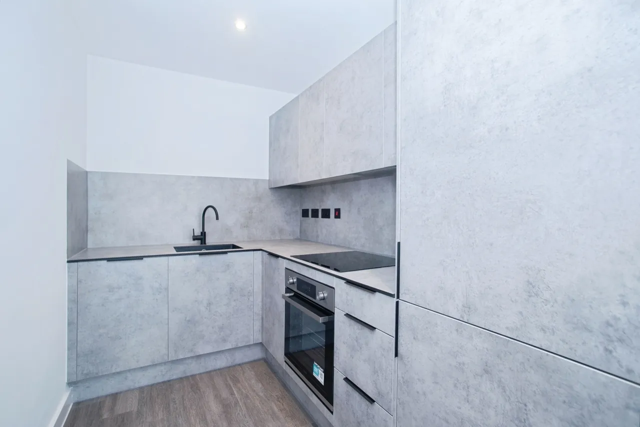 Ordsall Lane, Salford, M5, photo 4