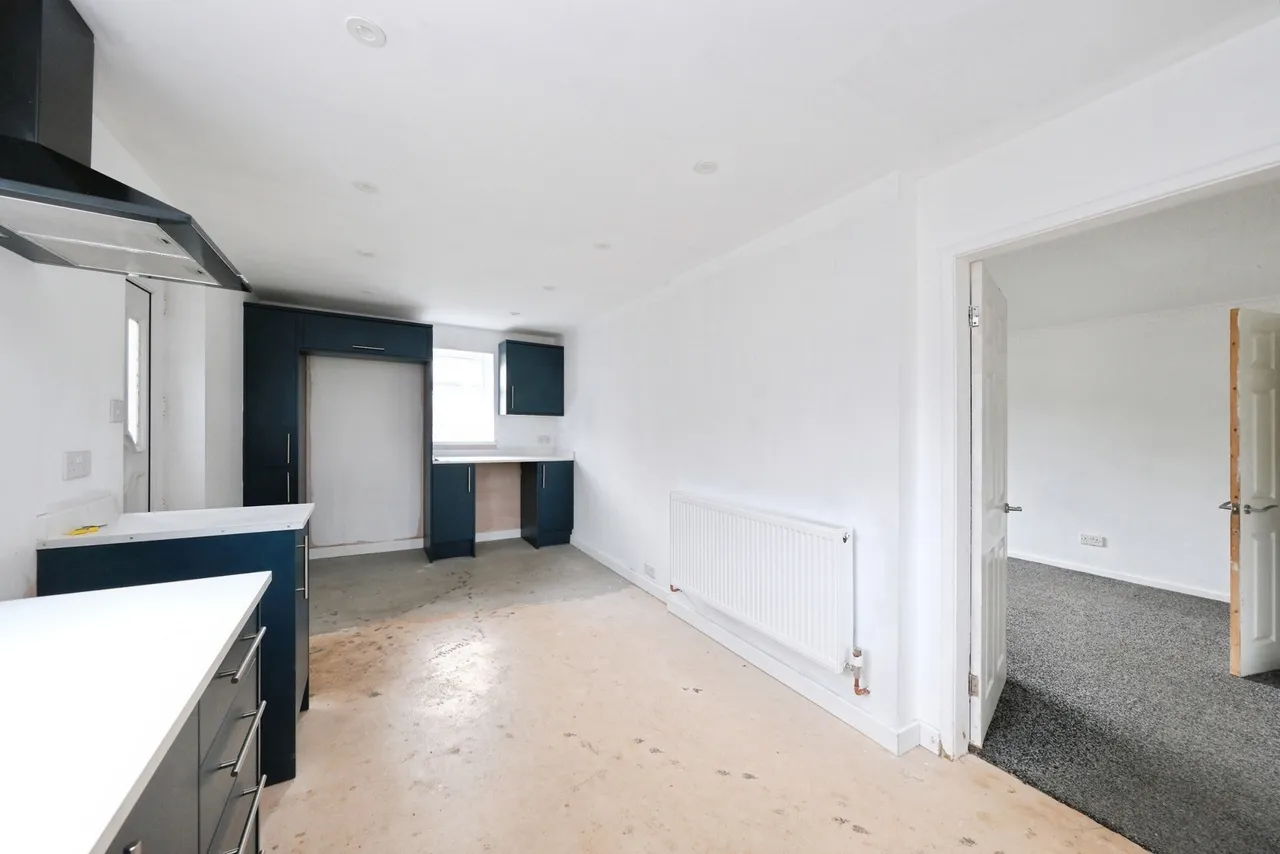 Chestnut Drive, Shirebrook, Mansfield, Derbyshire, NG20, photo 8